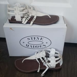 Steve Madden "Saahara" White Sandals SZ 7.5